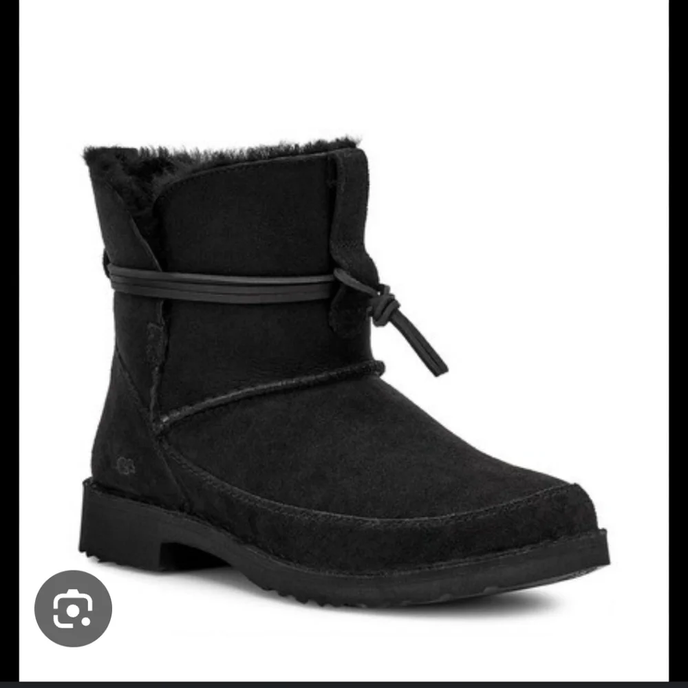 UGG‎ Esther Black Ankle Boots with Fur Trim